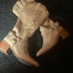Boots 👢